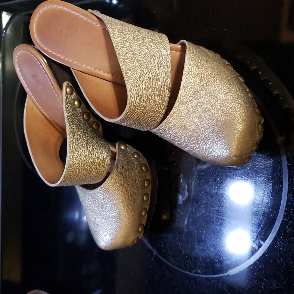 UGG Gold Platform Shoes Elegant Design